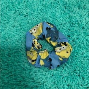 Minion scrunchie